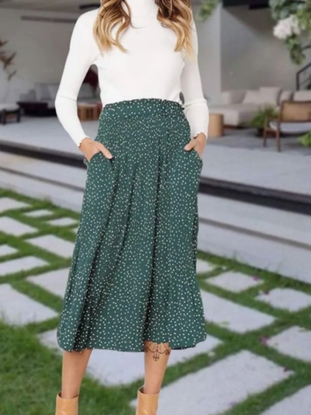 Exlura Green & White Polka Dot Midi Skirt with pockets